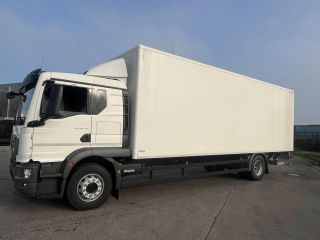 428692084 912139757579099 7311911820703815327 n